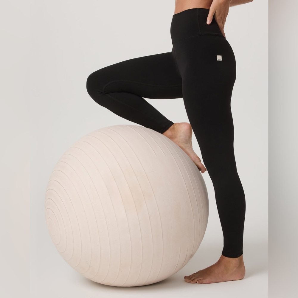NWT Vuori AllTheFeels Legging
